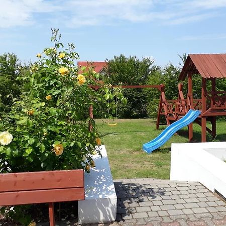 Gosciniec Mazurek Apartman Giżycko Kültér fotó